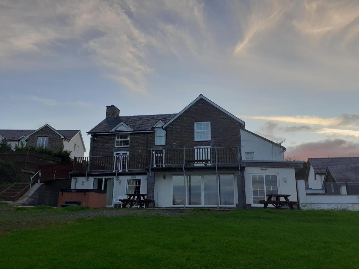 Bryncarnedd Farmhouse Aberystwyth Exterior foto