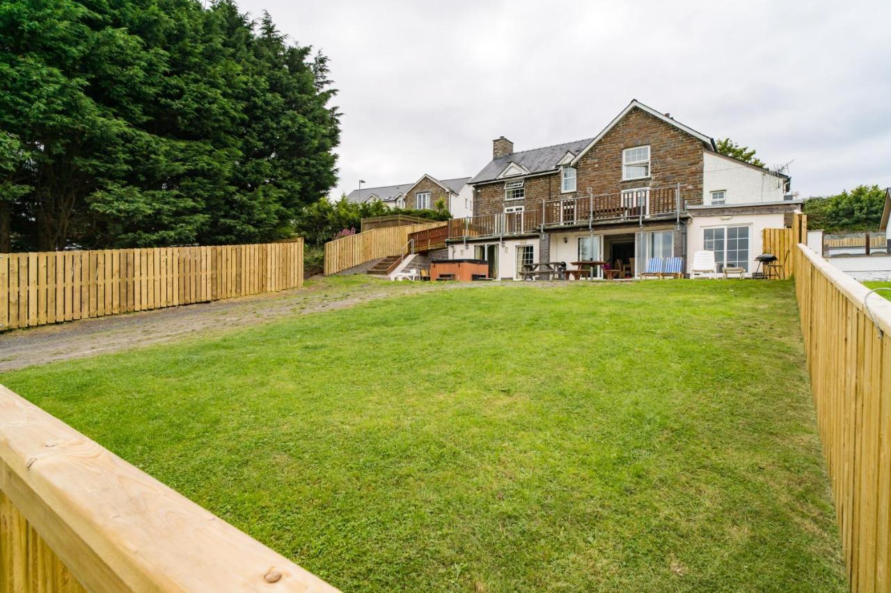Bryncarnedd Farmhouse Aberystwyth Exterior foto